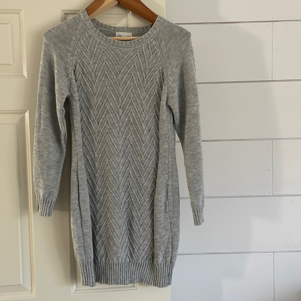Francesca’s sweater dress size small